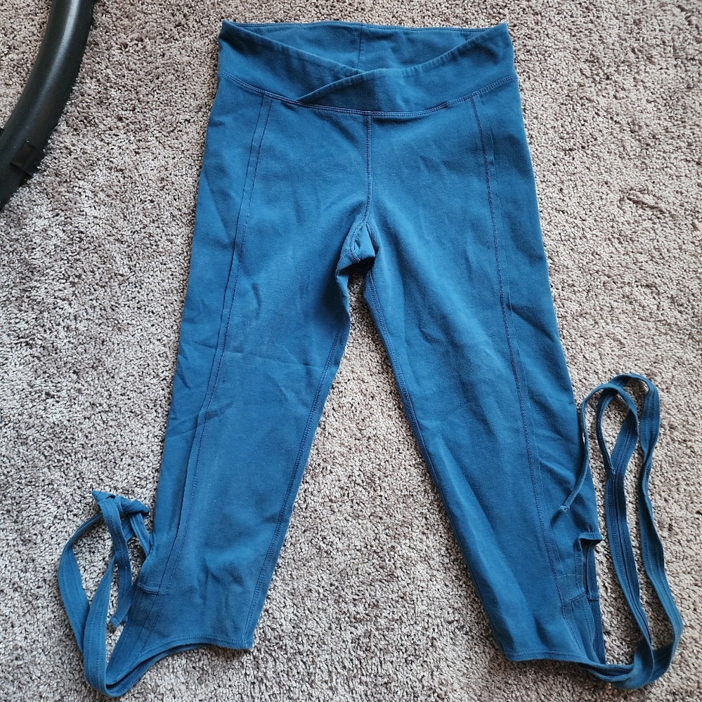 Free People Movement Sapphire Blue Turnout  Cropped Tie Dance Yoga Leggings